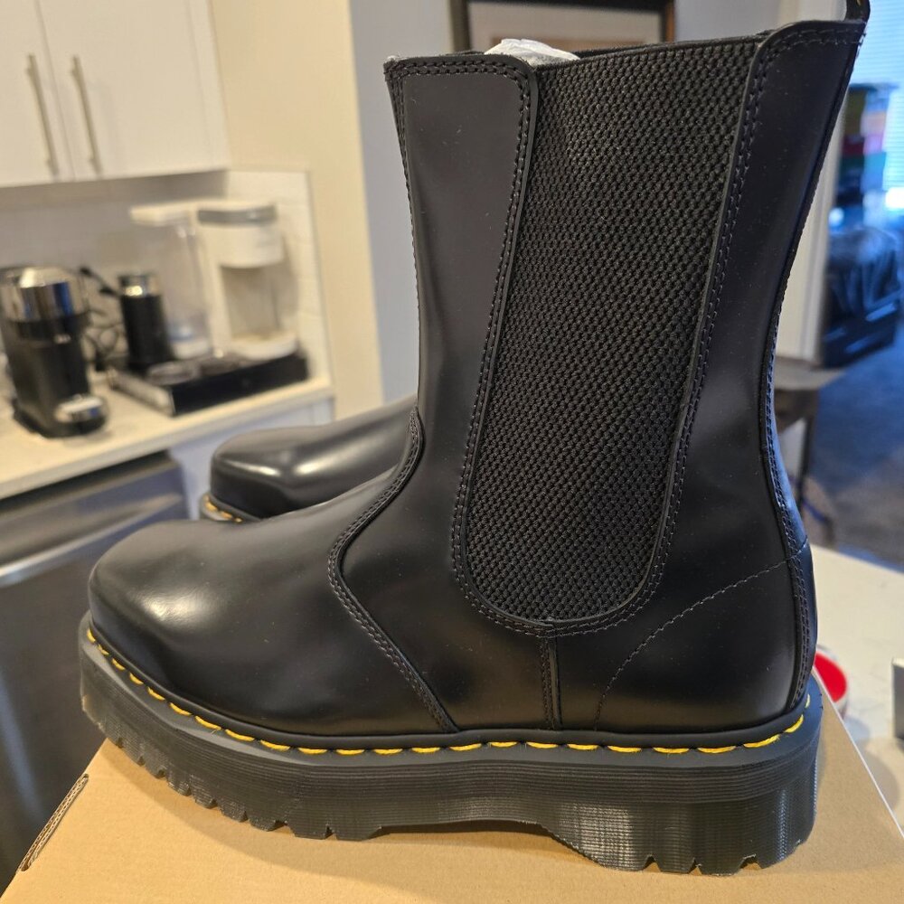 Dr. Martens 2976 Hi Quad Squared Platform Boot 31151001 Mens Size 12 US NEW